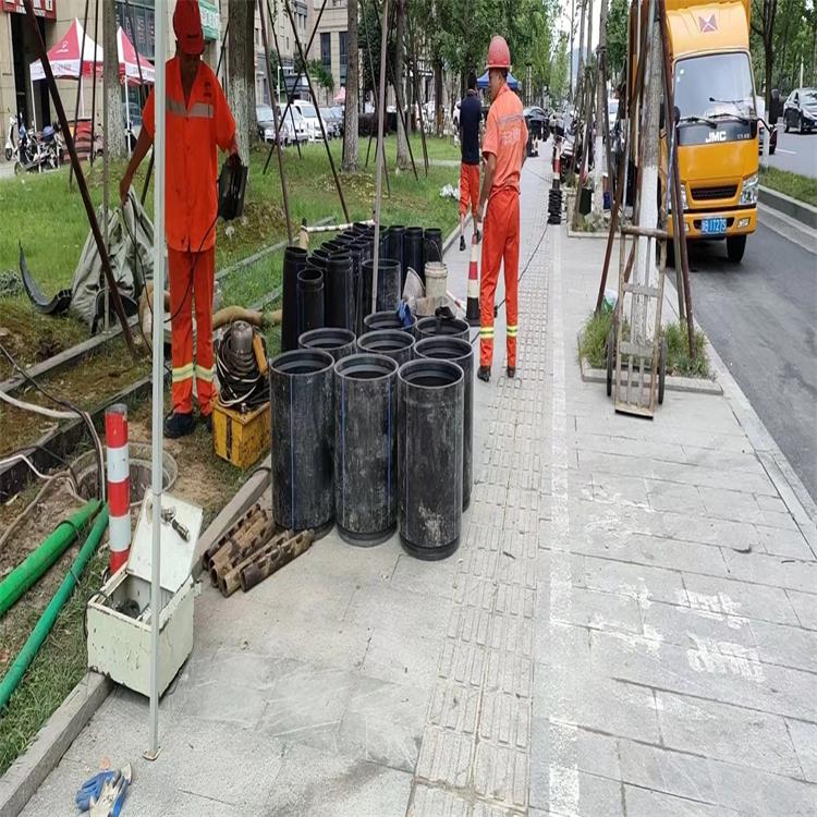 城区管道短管置换修复